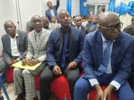 À l’occasion de la 5ᵉ session ordinaire du Bureau politique du parti Alliance, plusieurs personnalités ont honoré de leur présence cette rencontre stratégique