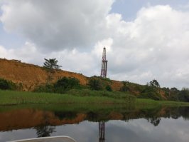 Sur les rives du fleuve Kouilou, dans les environs des villages de Mvilani et Tchibébé, la délégation a poursuivi son immersion au cœur du pays